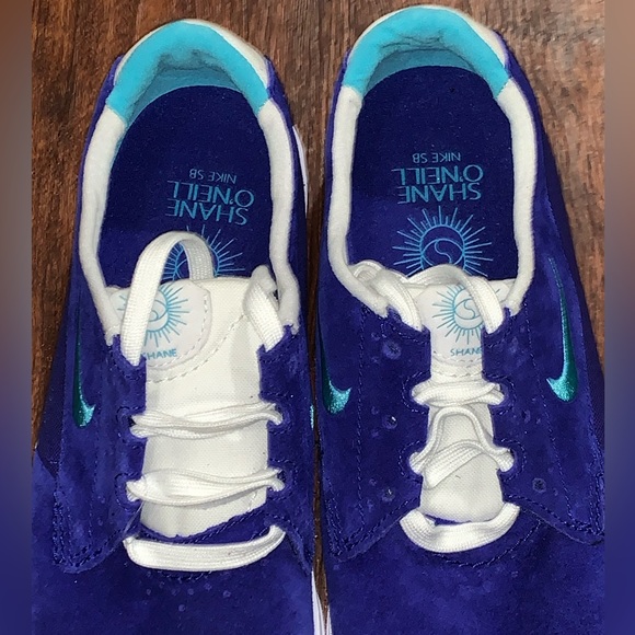 Nike Size 11.5 - Picture 7 of 15